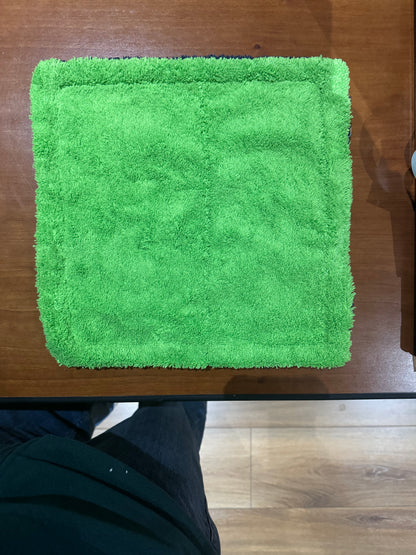 Heavy-Duty SUV & Truck Microfiber Drying Towel