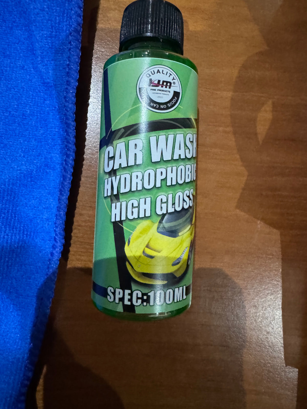 Green High-Foam Car Wash & Paint Care Solution