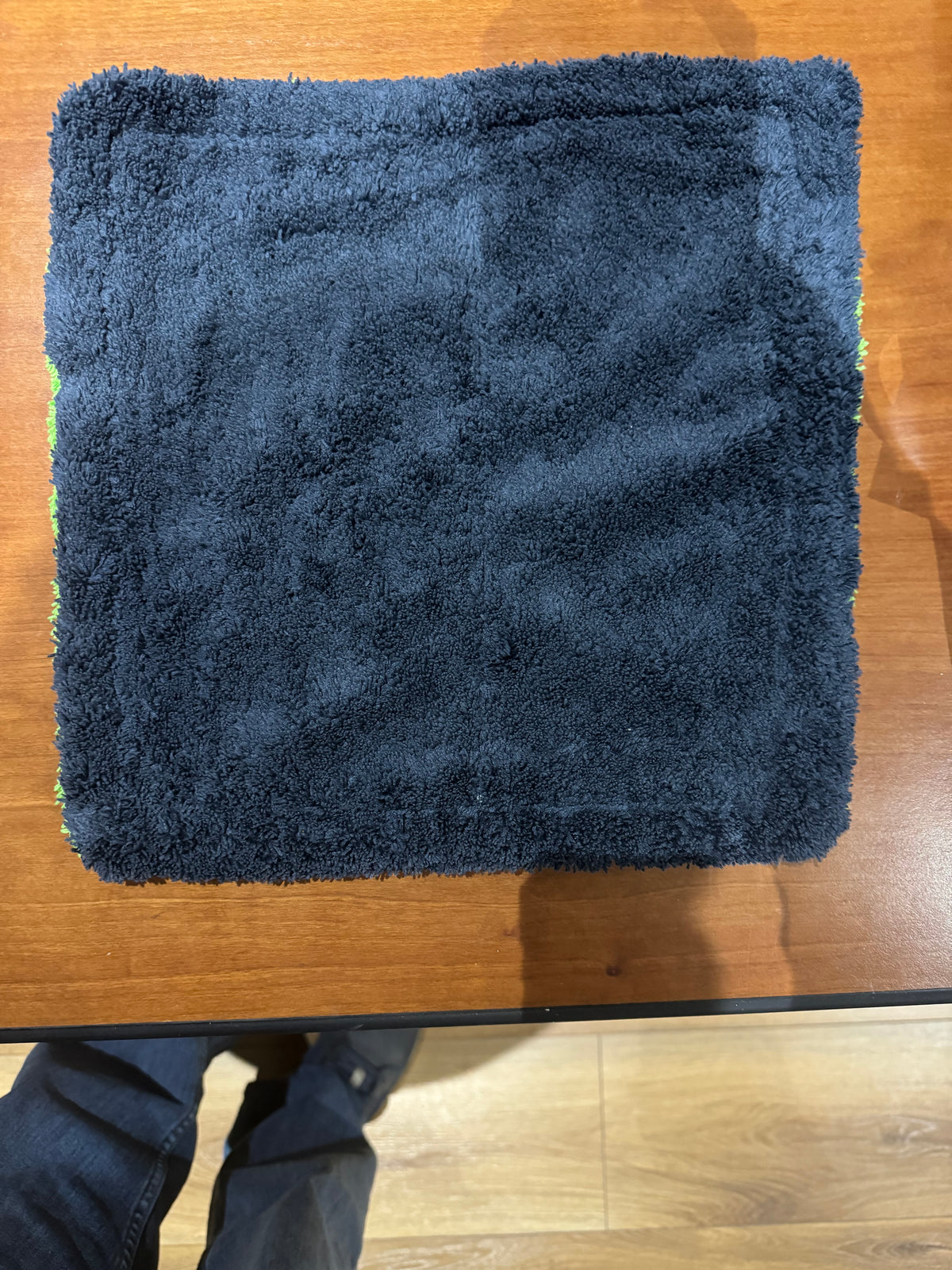 Heavy-Duty SUV & Truck Microfiber Drying Towel